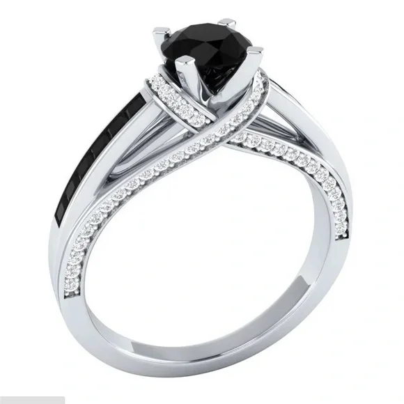 New 925 Silver Round Cut black Sapphire Ring - Picture 1 of 2